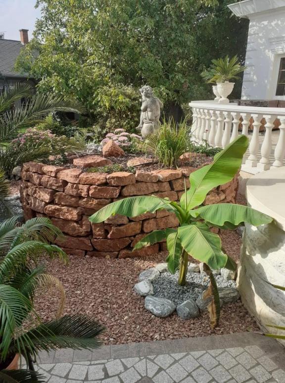Gombos Apartman Apartment ไฮจ์ดุสโซบอสโล ภายนอก รูปภาพ