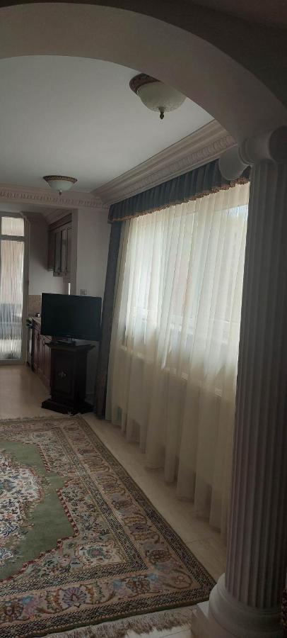 Gombos Apartman Apartment ไฮจ์ดุสโซบอสโล ภายนอก รูปภาพ