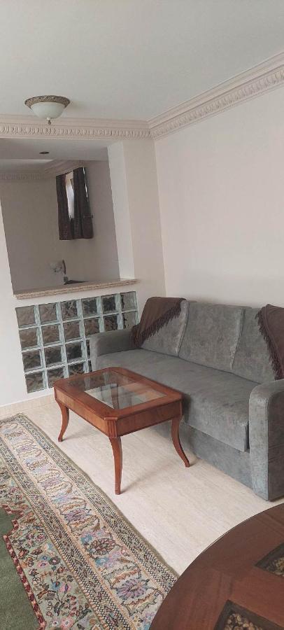 Gombos Apartman Apartment ไฮจ์ดุสโซบอสโล ภายนอก รูปภาพ